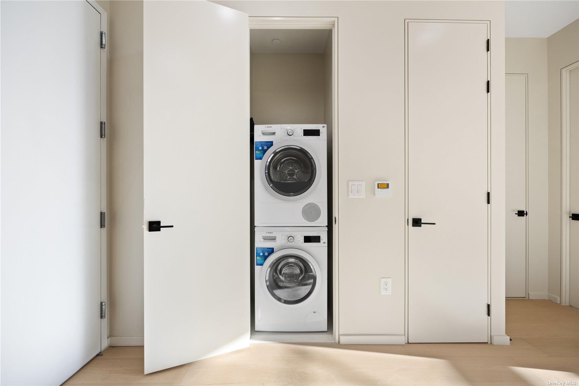 31-16 21st Street, Unit 2J Queens, NY 11106 - Photo 6 of 17