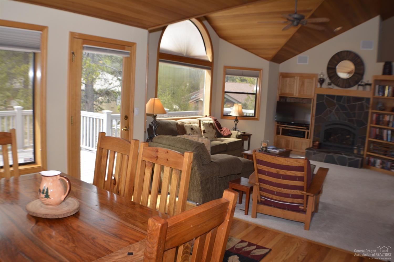 9 Filbert Lane Sunriver, OR 97707 - Photo 10 of 21 Additional Photo