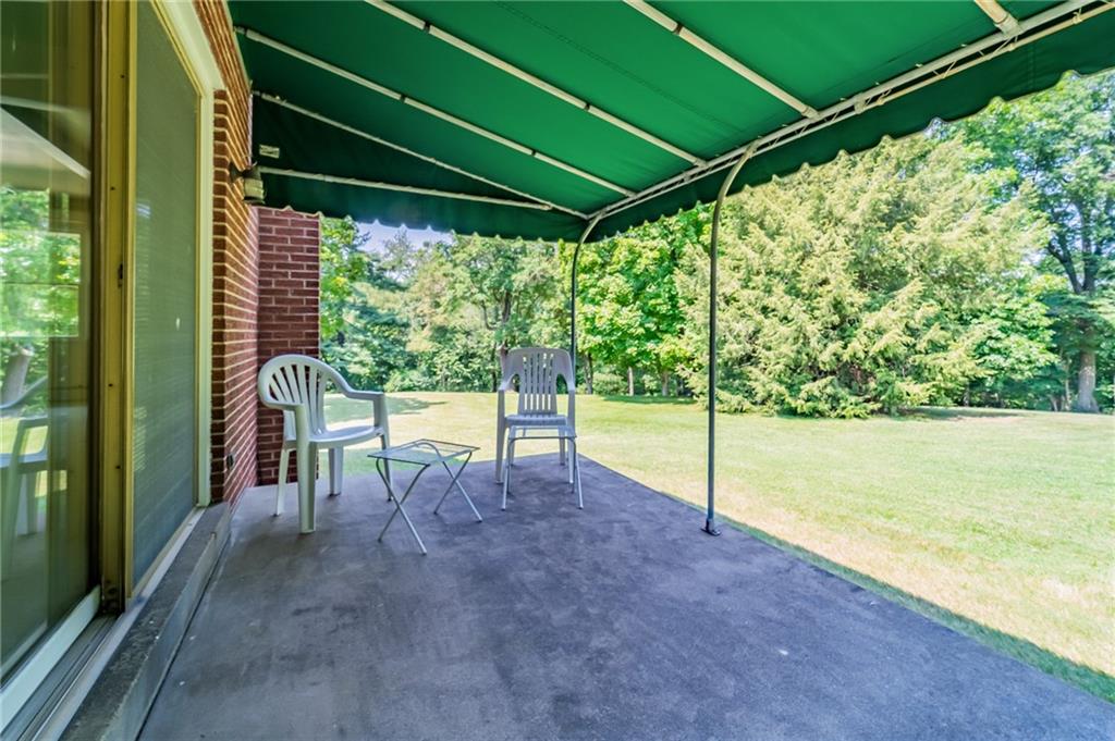 1746 Brodhead Road Coraopolis, PA 15108 - Photo 19 of 25 Gallery Image 19