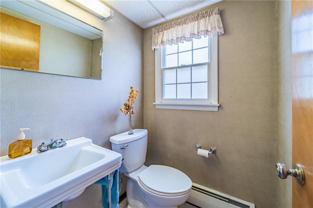 1746 Brodhead Road Coraopolis, PA 15108 - Photo 9 of 25 Gallery Image 9