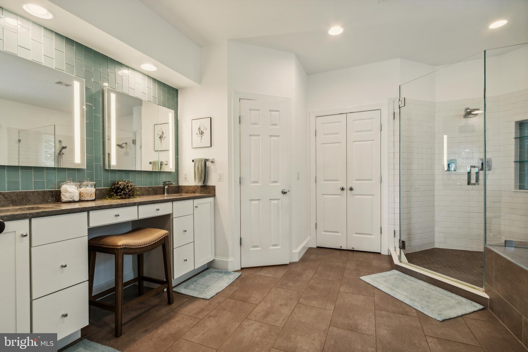 8240 Roxborough Loop Gainesville, VA 20155 - Photo 43 of 103 Gallery Image 43