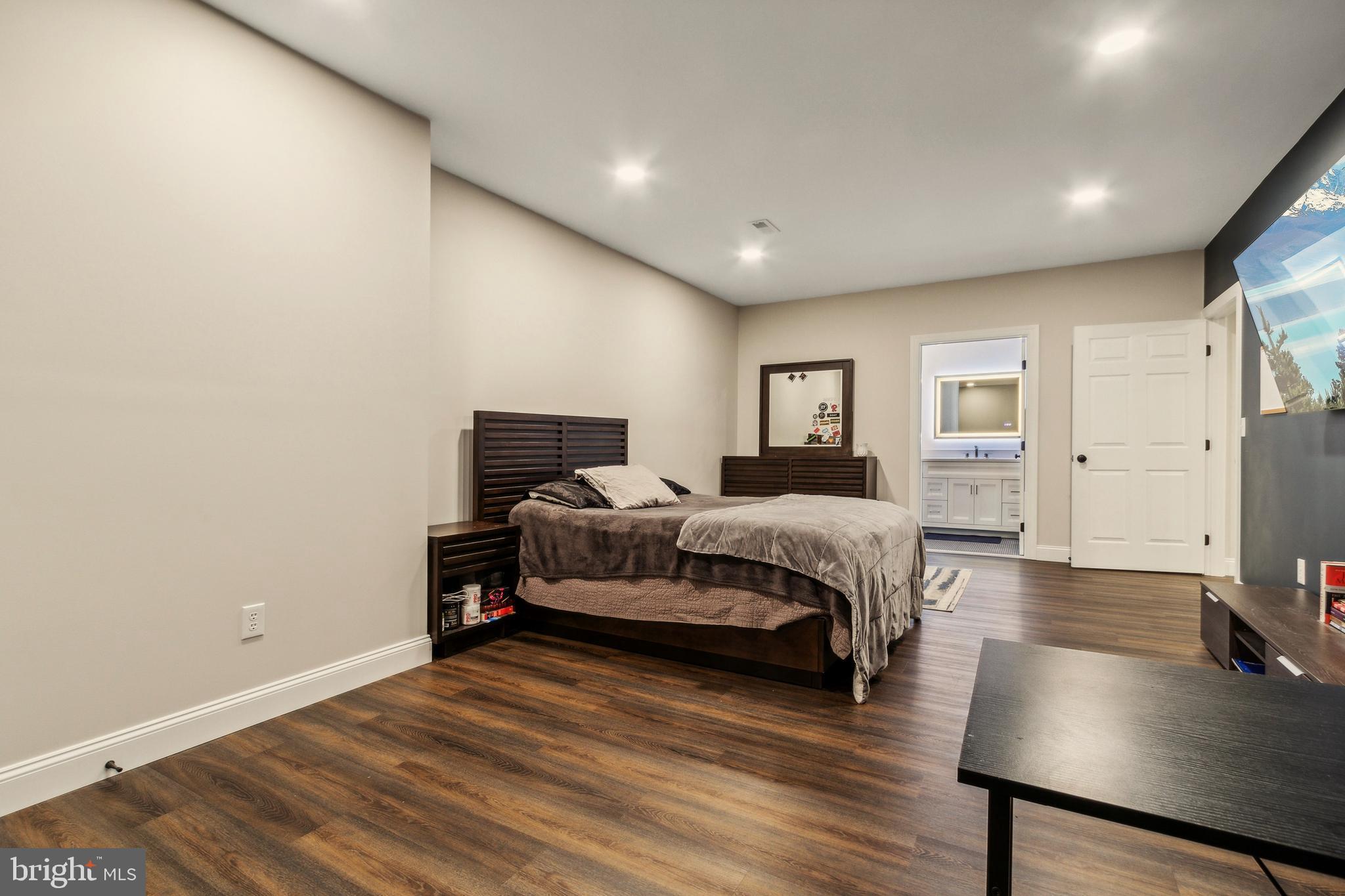 8240 Roxborough Loop Gainesville, VA 20155 - Photo 71 of 103 Gallery Image 71