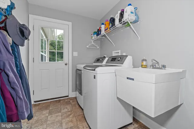 $875,000 | 1447 Olmsted Drive, Bear, DE 19701