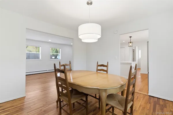 $5,000 | 41 Potters Lane, Huntington, NY 11743