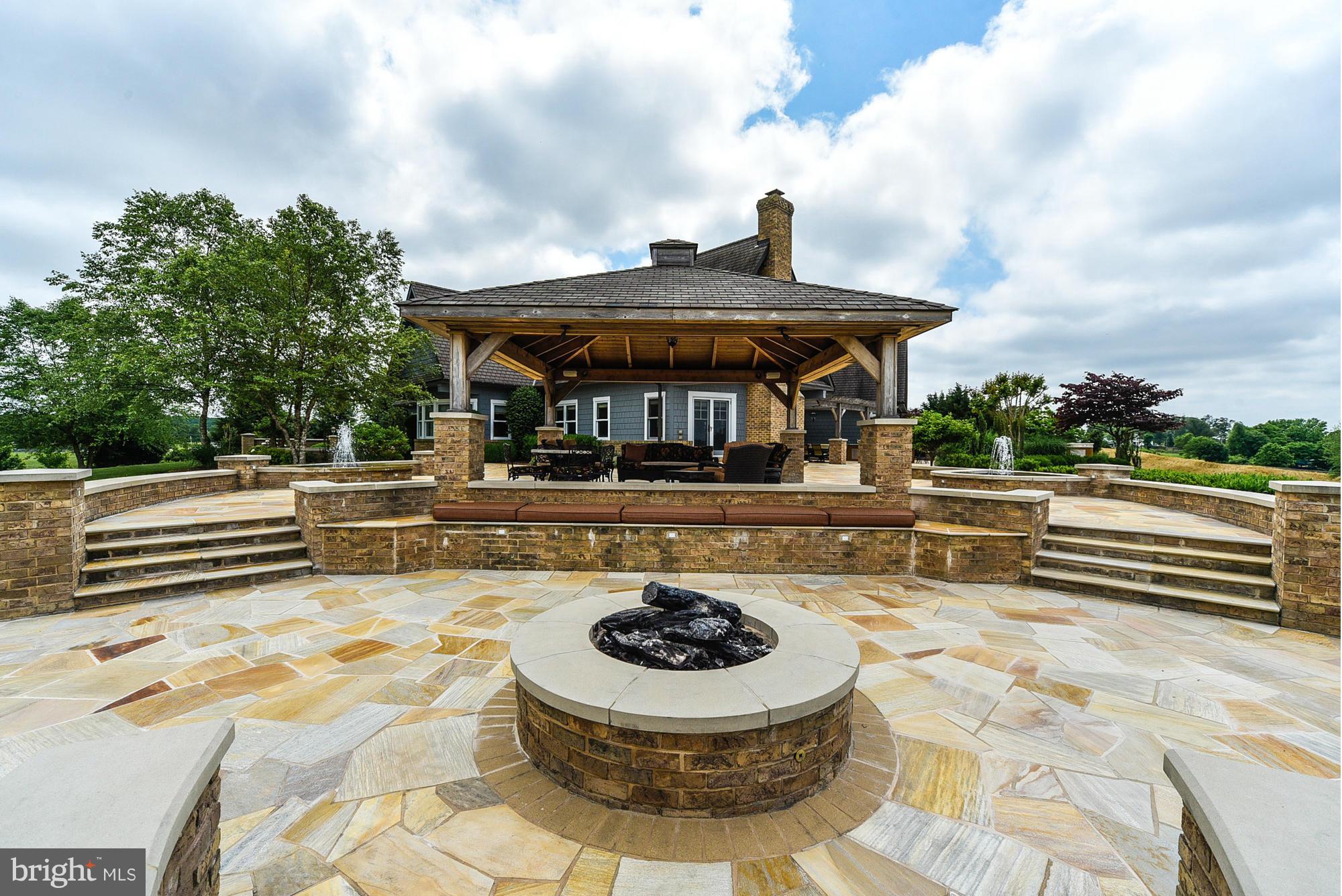 18900 Beallsville Road Poolesville, MD 20837 - Photo 22 of 30 Outdoor entertaining