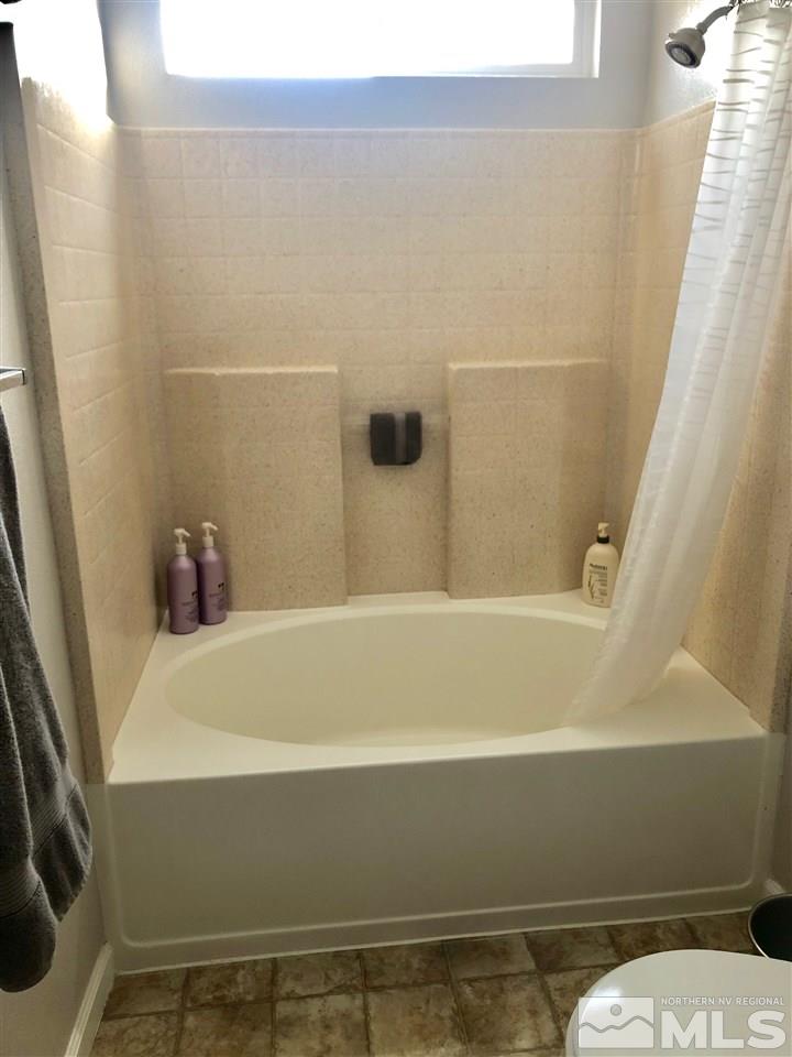 17624 Baileyville Court Reno, NV 89508 - Photo 8 of 19 Photo 8