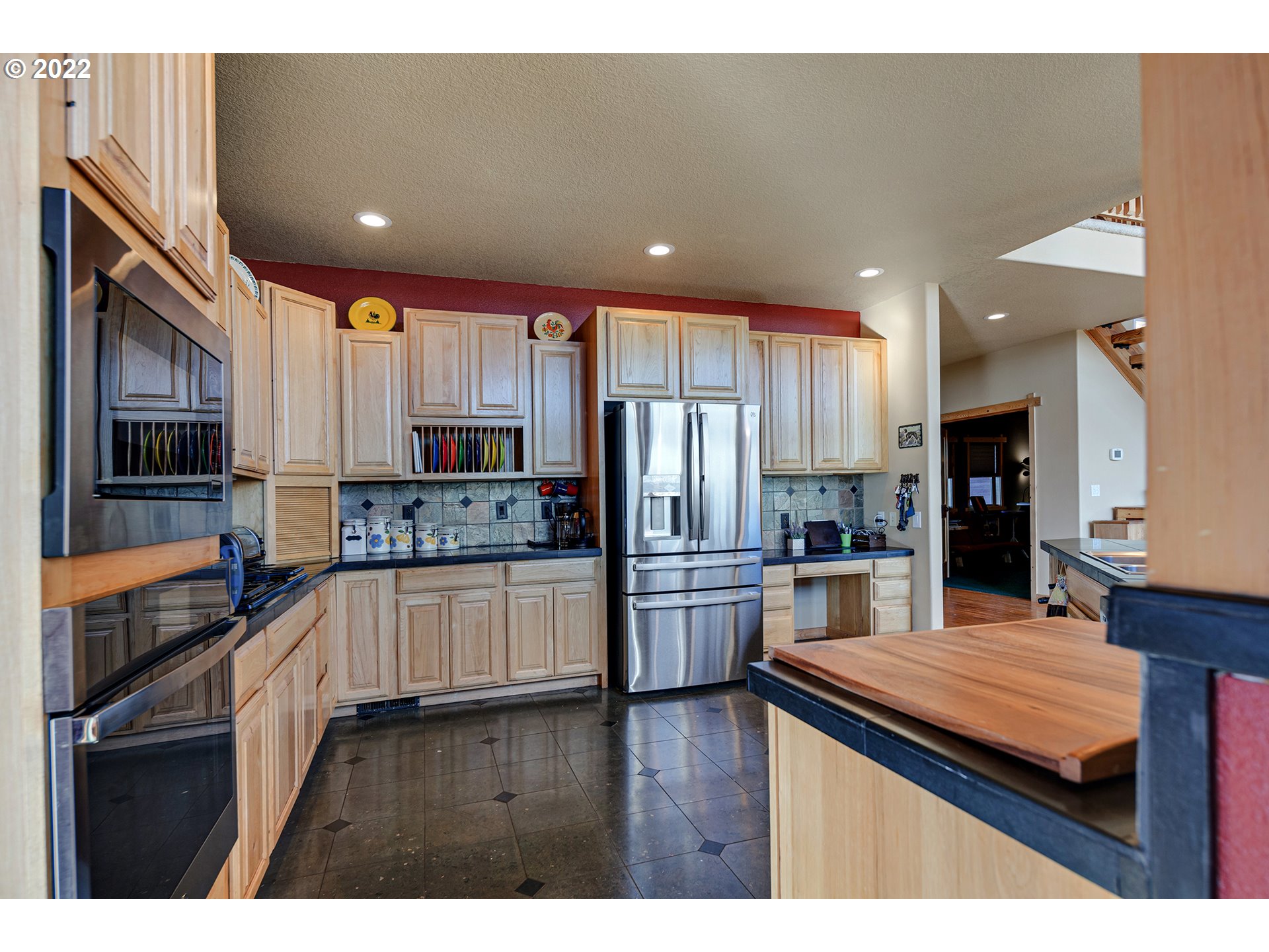 27494 South Gard Road Mulino, OR 97042 - Photo 11 of 32 Gallery Image 11