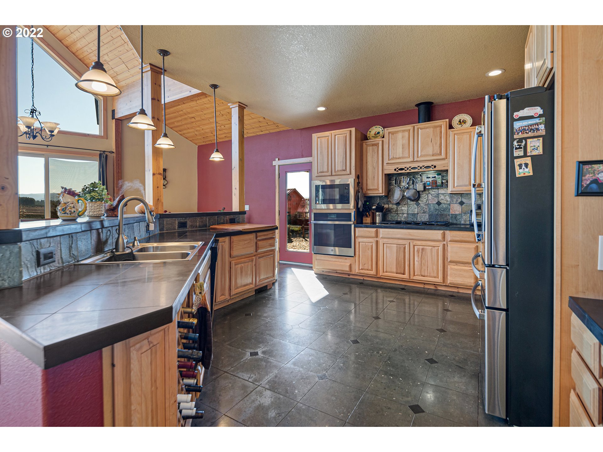 27494 South Gard Road Mulino, OR 97042 - Photo 10 of 32 Gallery Image 10