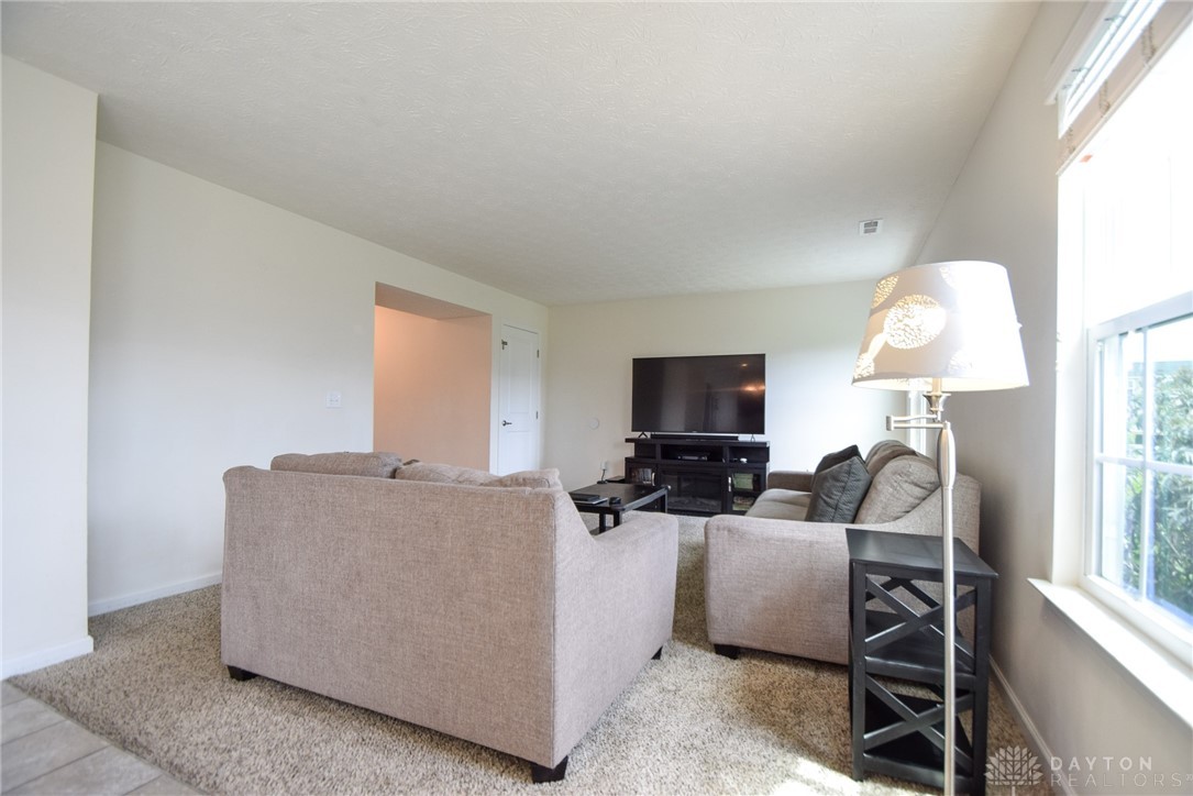 534 Recess Drive Riverside, OH 45404 - Photo 10 of 34 Gallery Image 10