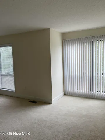 $2,100 | 155 Beaufort Court, Morehead City, NC 28557