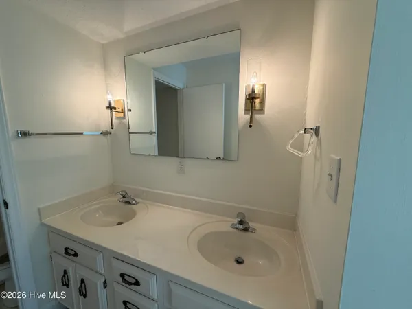 $2,100 | 155 Beaufort Court, Morehead City, NC 28557