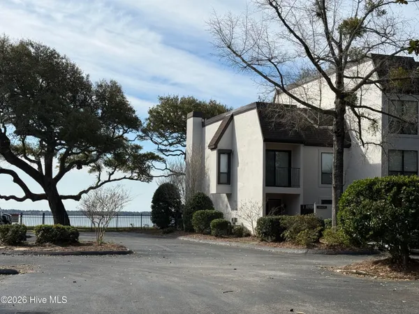 $2,100 | 155 Beaufort Court, Morehead City, NC 28557