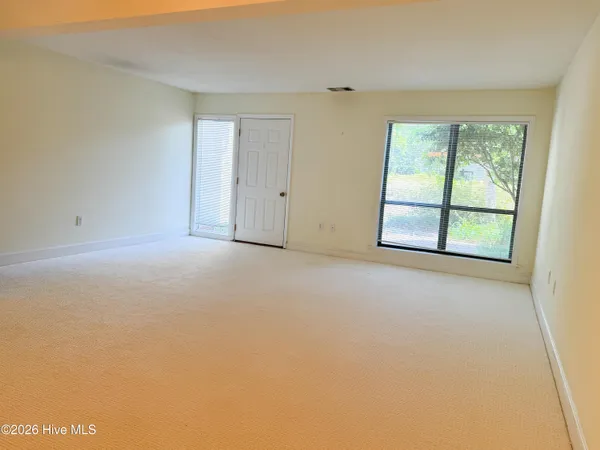 $1,995 | 155 Beaufort Court, Morehead City, NC 28557