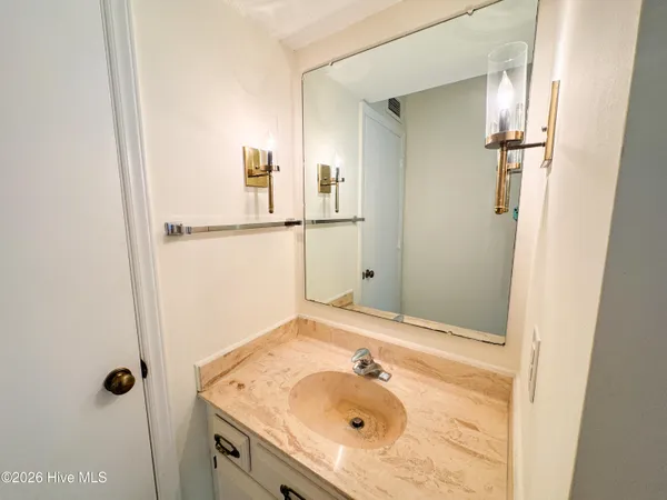 $1,995 | 155 Beaufort Court, Morehead City, NC 28557
