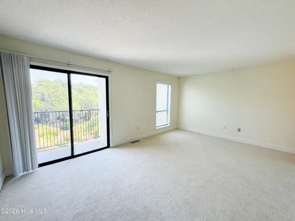 $1,995 | 155 Beaufort Court, Morehead City, NC 28557