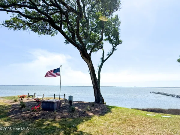 $1,995 | 155 Beaufort Court, Morehead City, NC 28557