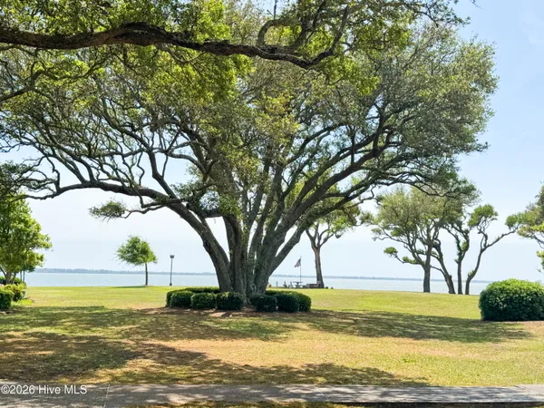 $1,995 | 155 Beaufort Court, Morehead City, NC 28557