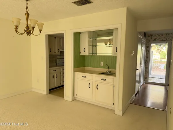 $2,100 | 155 Beaufort Court, Morehead City, NC 28557