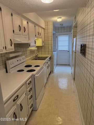 $2,100 | 155 Beaufort Court, Morehead City, NC 28557