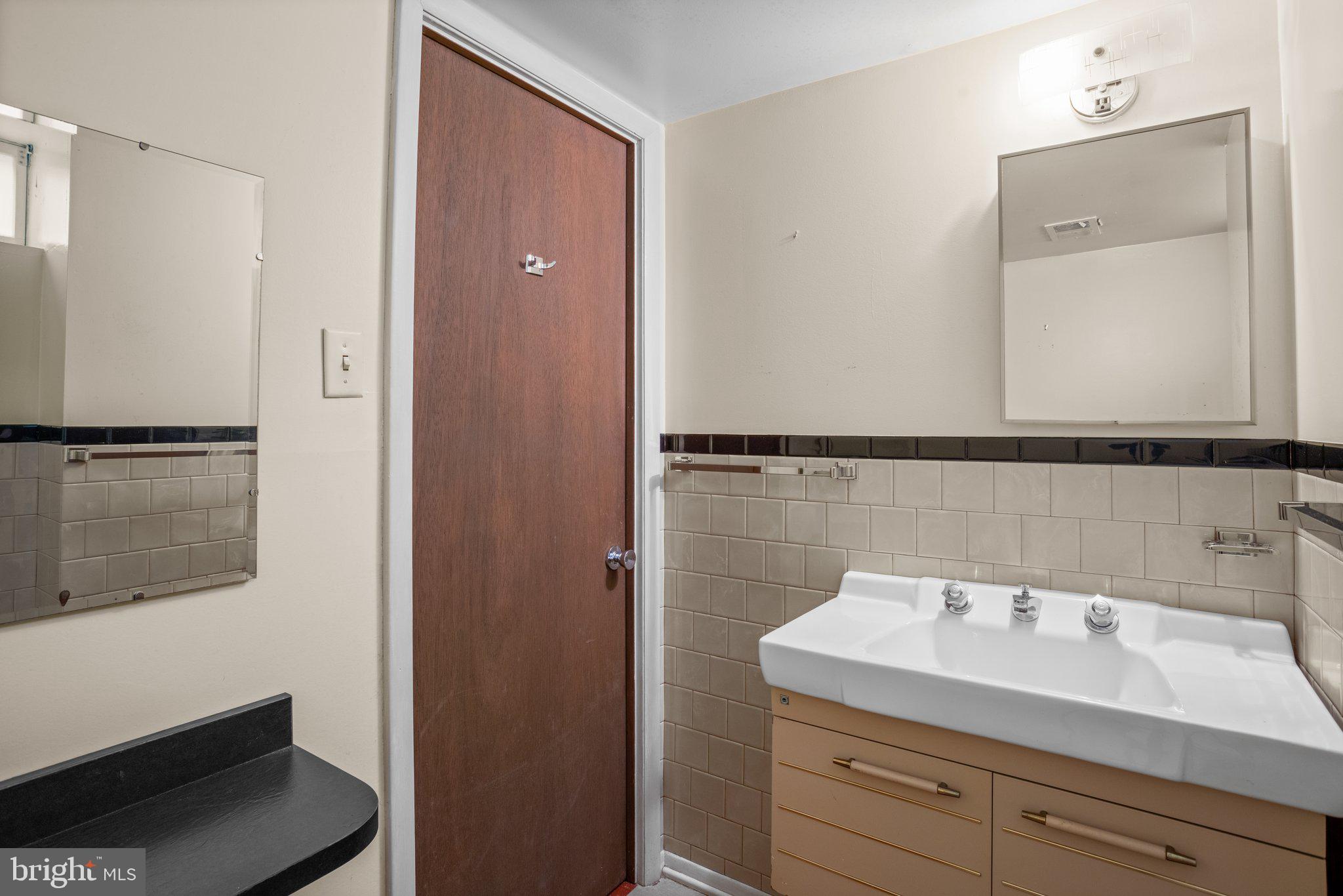 3923 Zurich Road Randallstown, MD 21133 - Photo 22 of 30 Half Bath