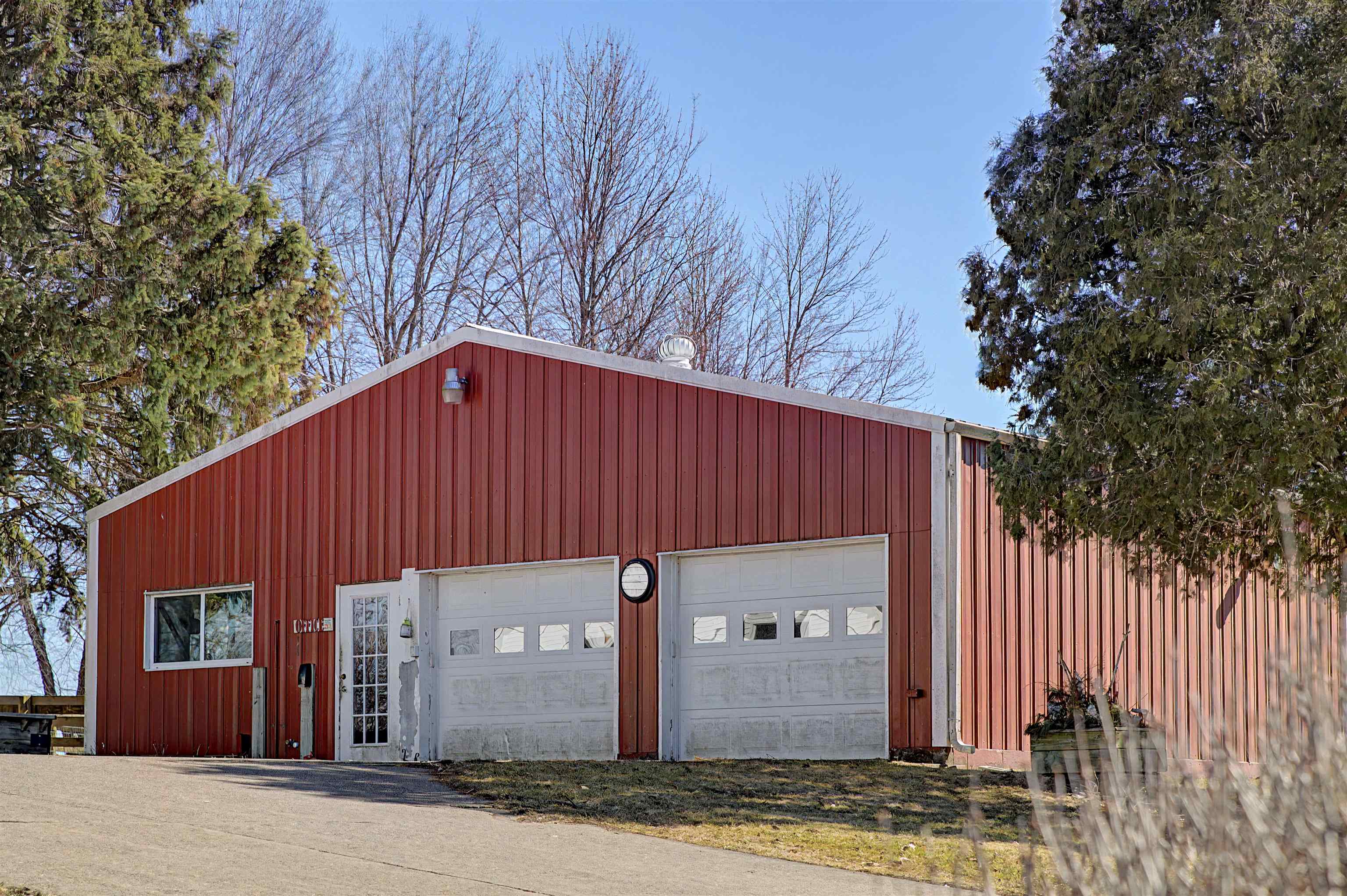 115 Windmill Road Elizabeth, IL 61028 - Photo 22 of 82 a view of a house with a backyard