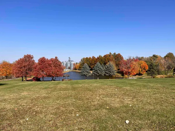 $1,290,000 | 115 Windmill Road, Elizabeth, IL 61028