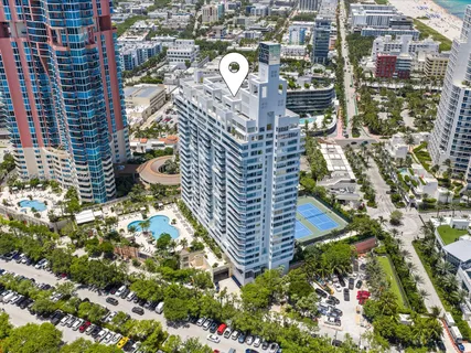 $1,695,000 | 400 South Pointe Drive, Unit 1102, Miami Beach, FL 33139
