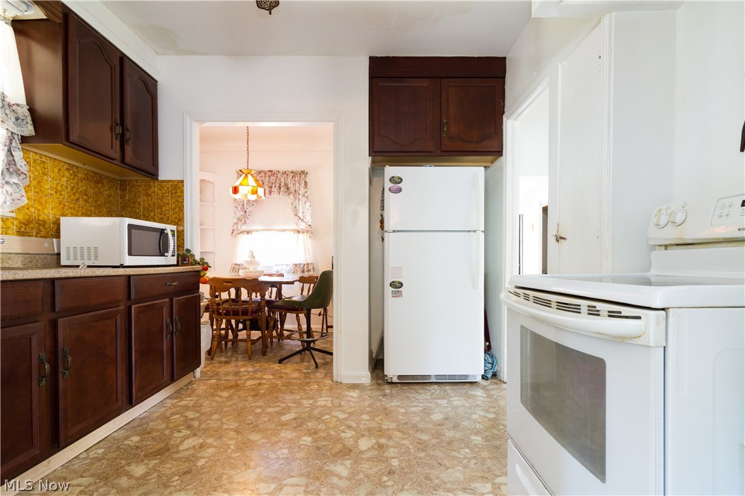 3608 Berkeley Road Cleveland Heights, OH 44118 - Photo 11 of 31
