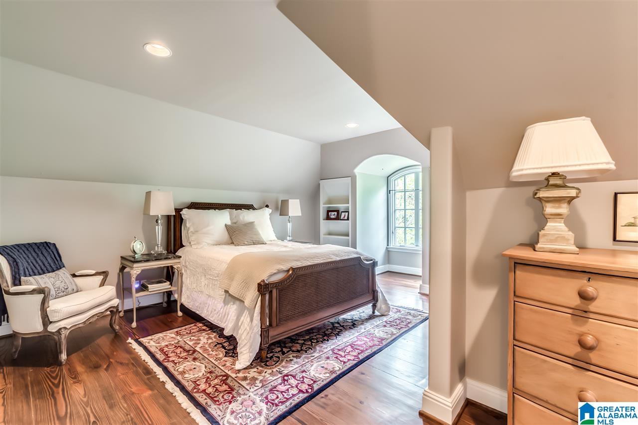 3552 Spring Valley Court Birmingham, AL 35223 - Photo 37 of 50