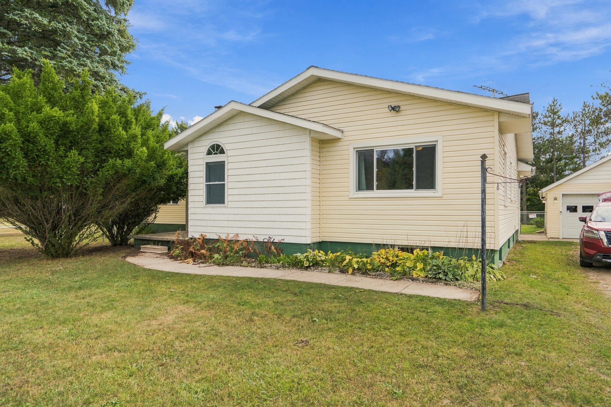 2826 Vanyea Road Cheboygan, MI 49721 - Photo 49 of 57 Gallery Image 49