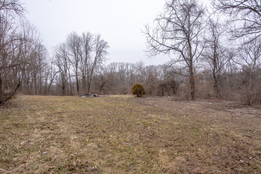 1905 West Arlington Road Bloomington, IN 47404 - Photo 33 of 36 Gallery Image 33