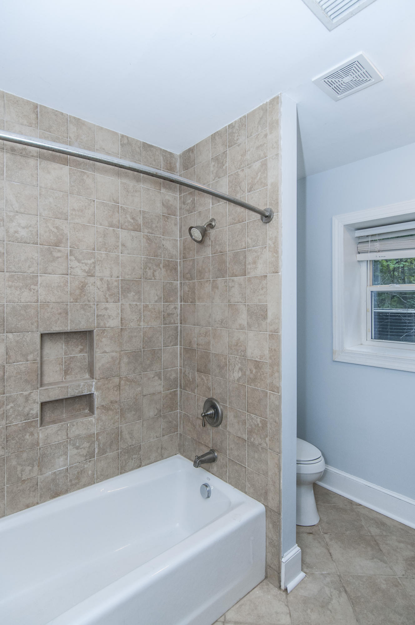 515 Commonwealth Road Mount Pleasant, SC 29466 - Photo 23 of 27 _DSC5040