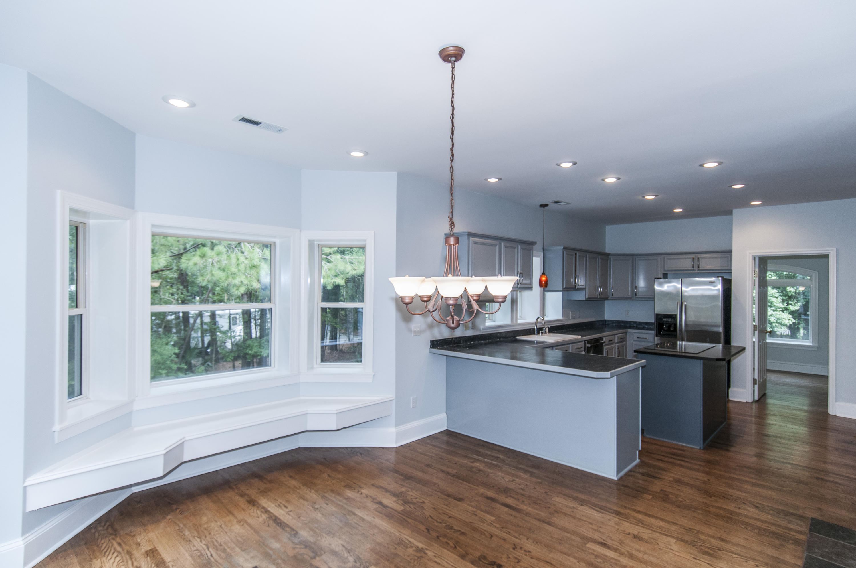 515 Commonwealth Road Mount Pleasant, SC 29466 - Photo 7 of 27 _DSC5062