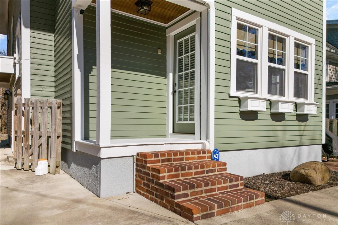 64 Patterson Road Oakwood, OH 45419 - Photo 10 of 67