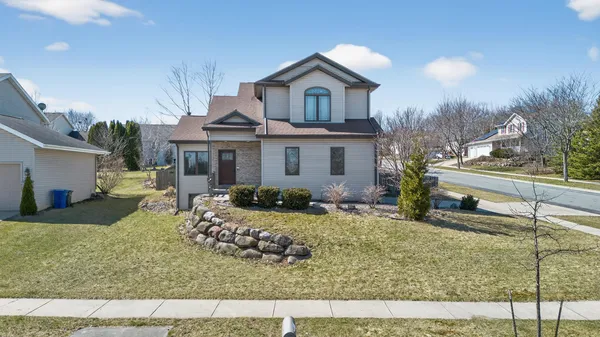 $519,900 | 2653 Mica Road, Fitchburg, WI 53711