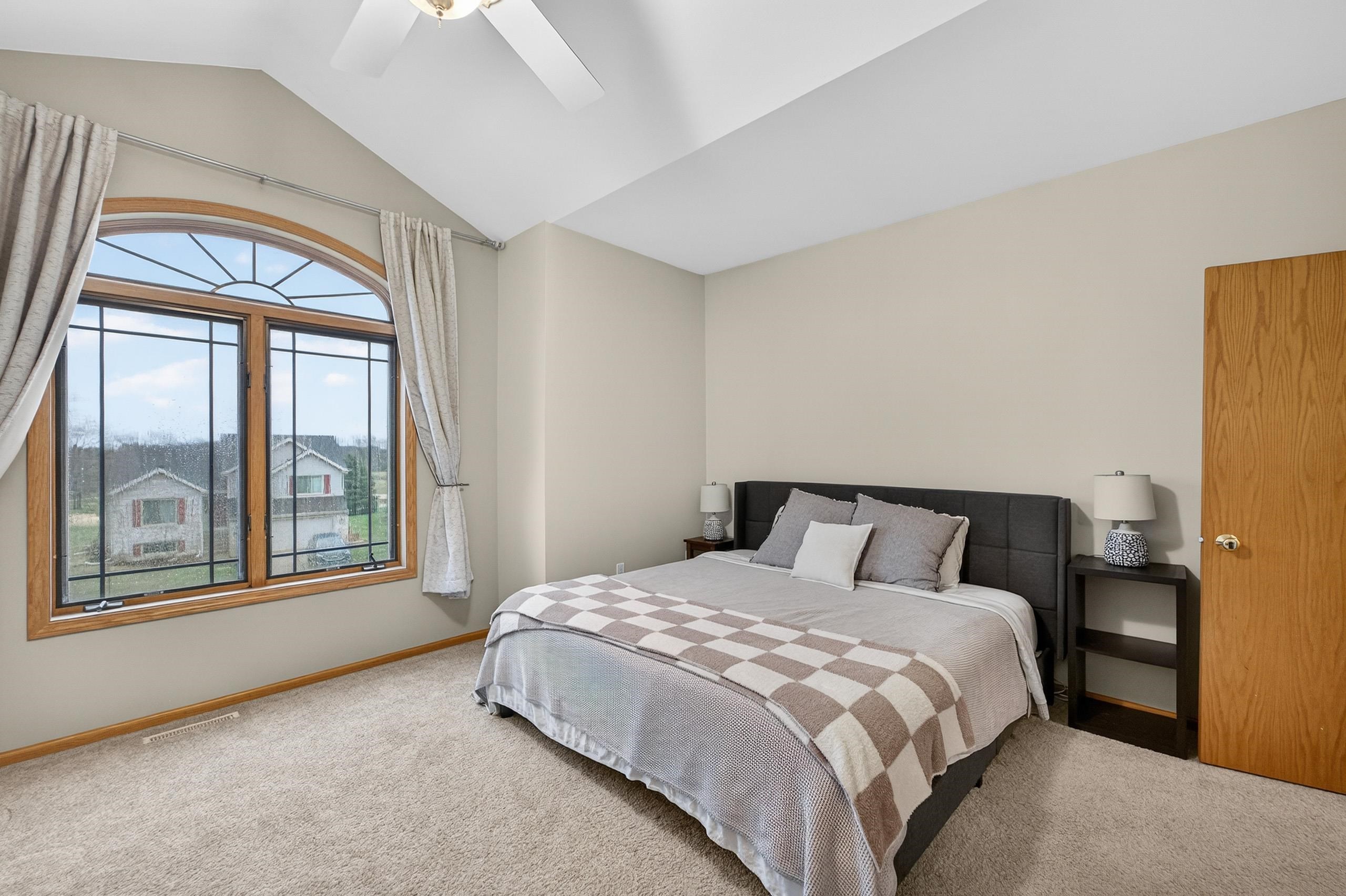 2653 Mica Road Fitchburg, WI 53711 - Photo 19 of 42