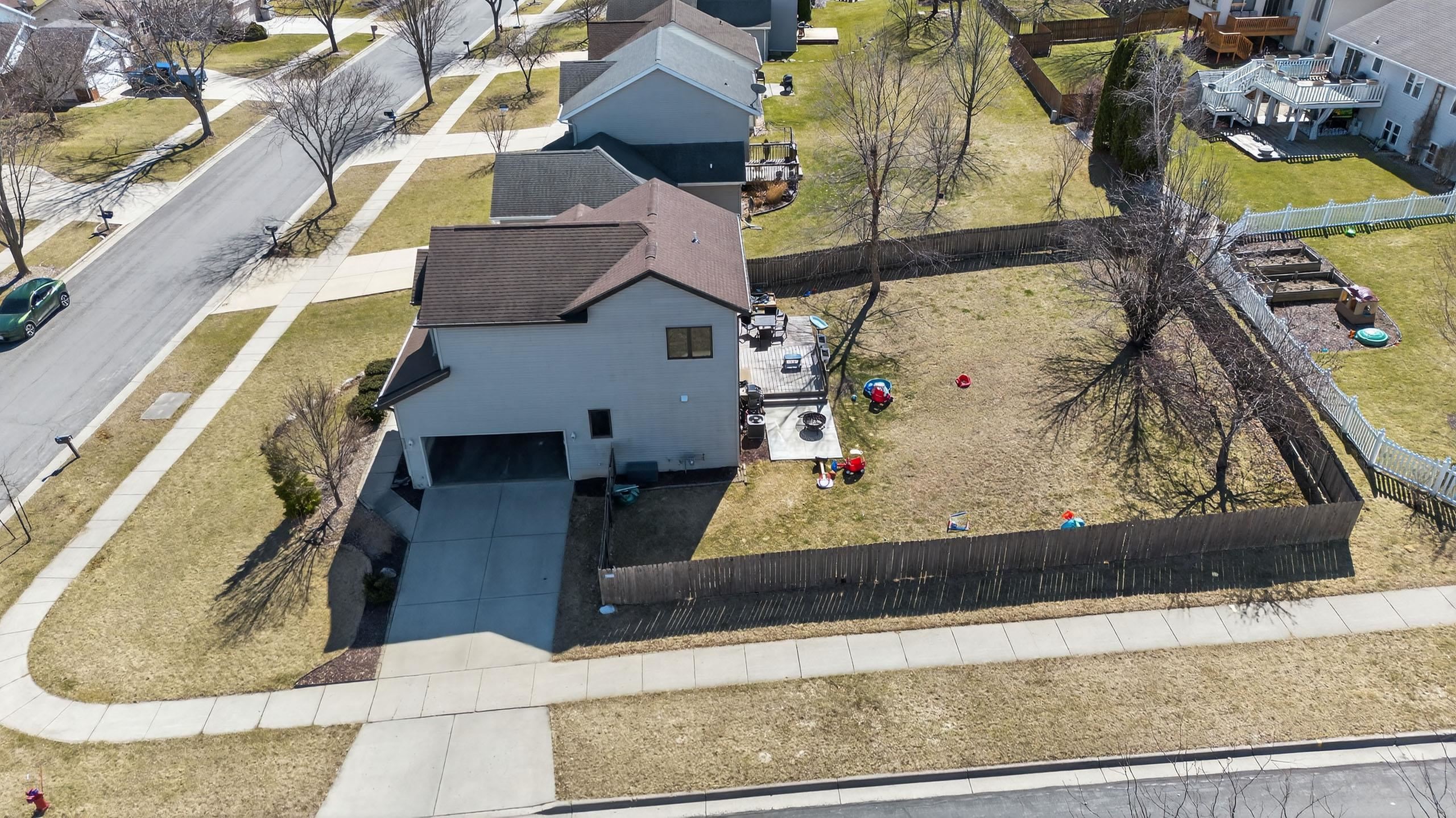 2653 Mica Road Fitchburg, WI 53711 - Photo 3 of 42