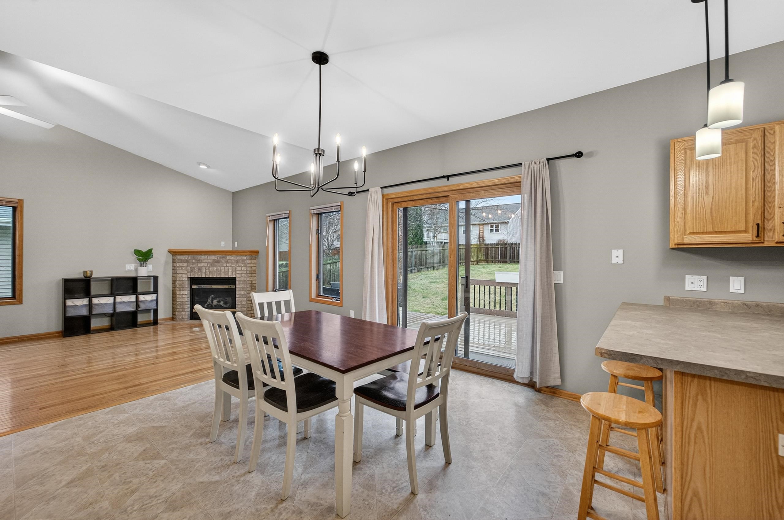 2653 Mica Road Fitchburg, WI 53711 - Photo 10 of 42