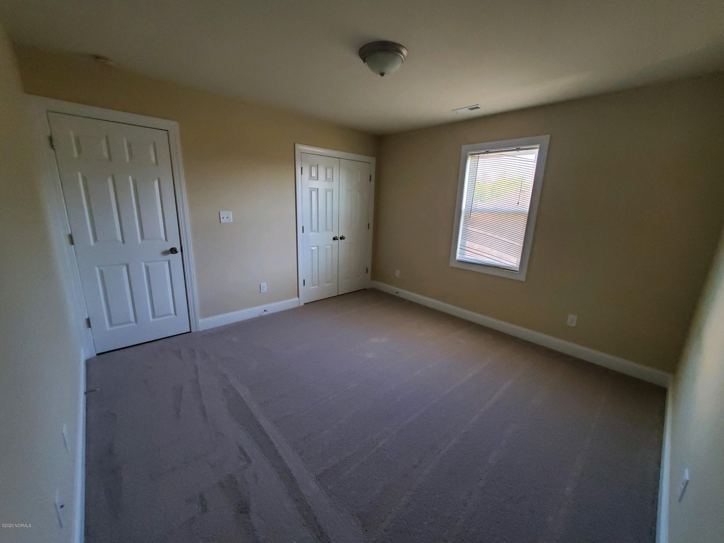 434 Peregrine Ridge Drive New Bern, NC 28560 - Photo 16 of 19 IMG_1322