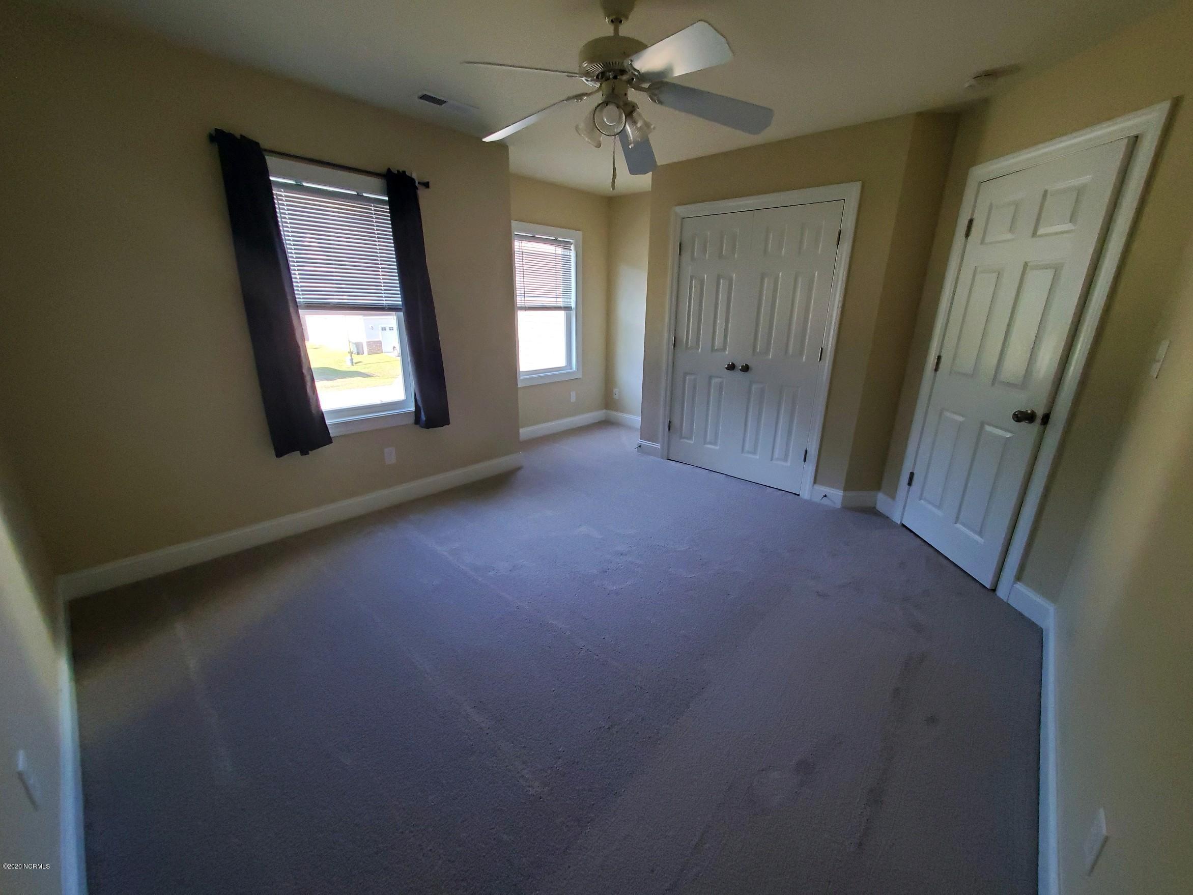 434 Peregrine Ridge Drive New Bern, NC 28560 - Photo 17 of 19 IMG_1323