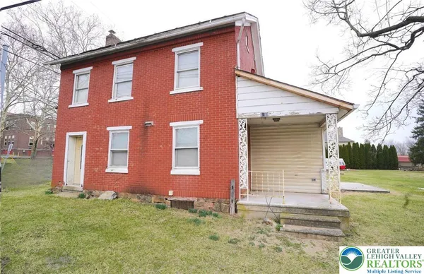$225,000 | 3863 Mauch Chunk Road, Coplay, PA 18037