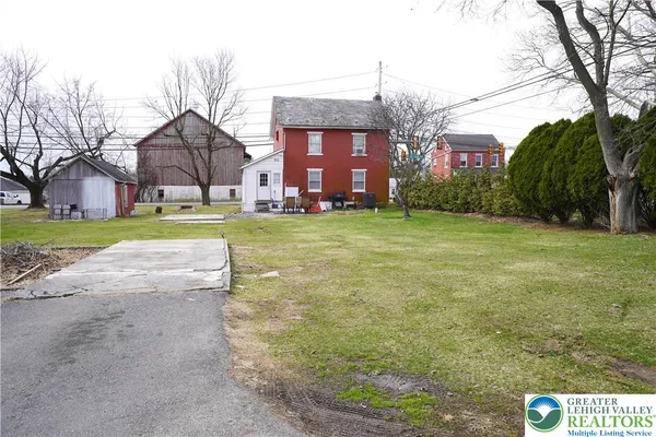 $225,000 | 3863 Mauch Chunk Road, Coplay, PA 18037