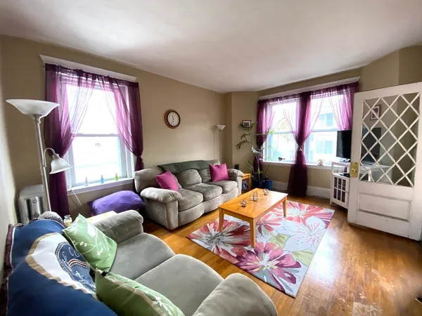 $3,250 | 15 Parkman Street, Unit 3B, Brookline, MA 02446