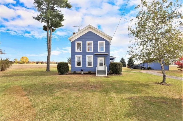 $245,000 | 55637 Bennett Road, Leonidas, MI 49066