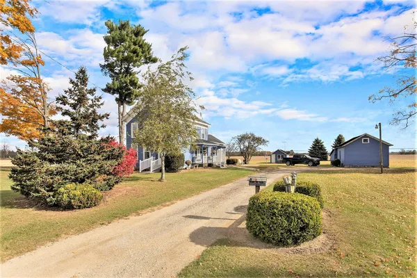 $245,000 | 55637 Bennett Road, Leonidas, MI 49066