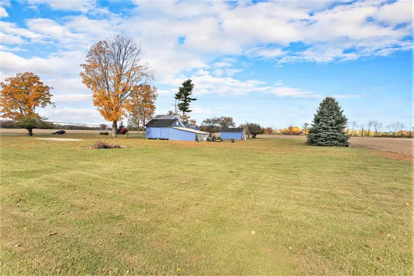 $245,000 | 55637 Bennett Road, Leonidas, MI 49066