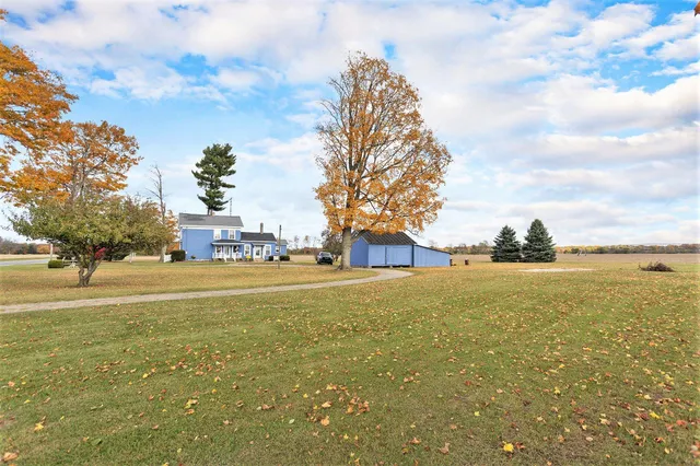 $245,000 | 55637 Bennett Road, Leonidas, MI 49066