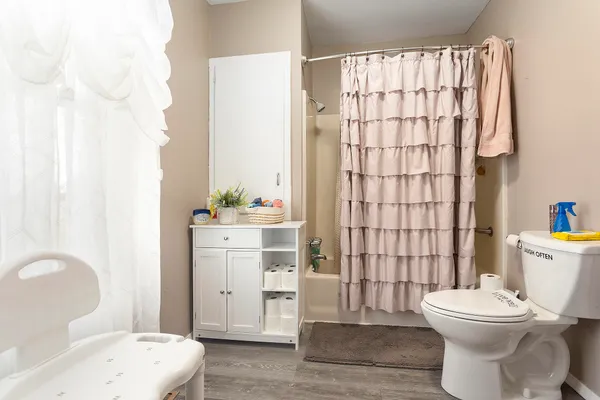 $245,000 | 55637 Bennett Road, Leonidas, MI 49066