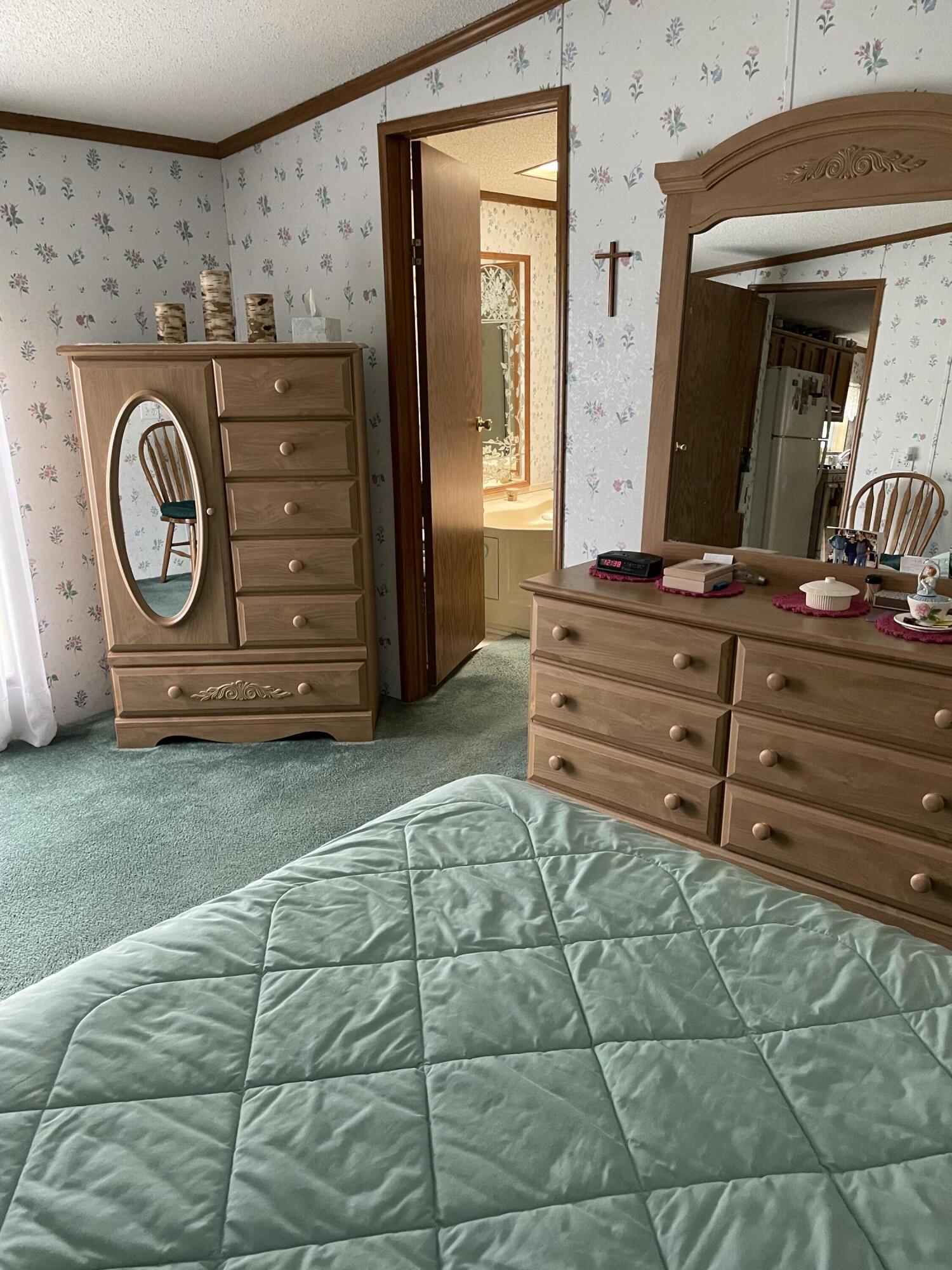 W13924 Lewis Lane Silver Cliff, WI 54104 - Photo 11 of 27 IMG_2255