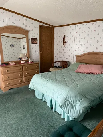 $210,000 | W13924 Lewis Lane, Silver Cliff, WI 54104